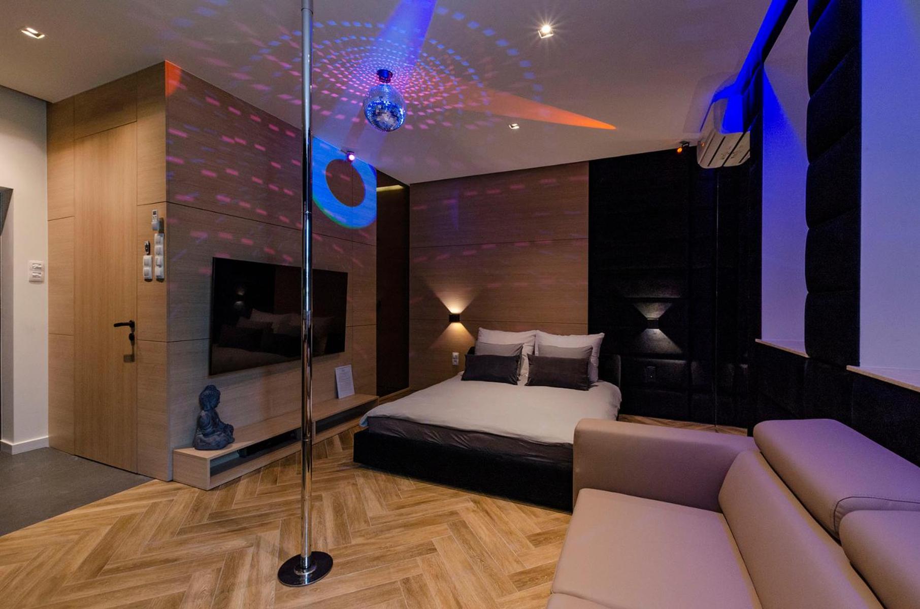 Lupoapartments Z Jacuzzi Pole Dance Leczycka 29 Klimatyzacja Parking Dostep Na Kod Łódź Habitación foto